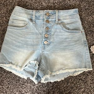 Button Jean shorts